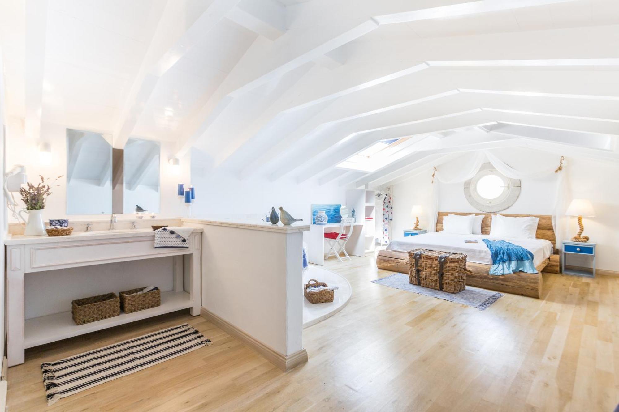 Luce Design Hotel - Special Category Алакати Стая снимка