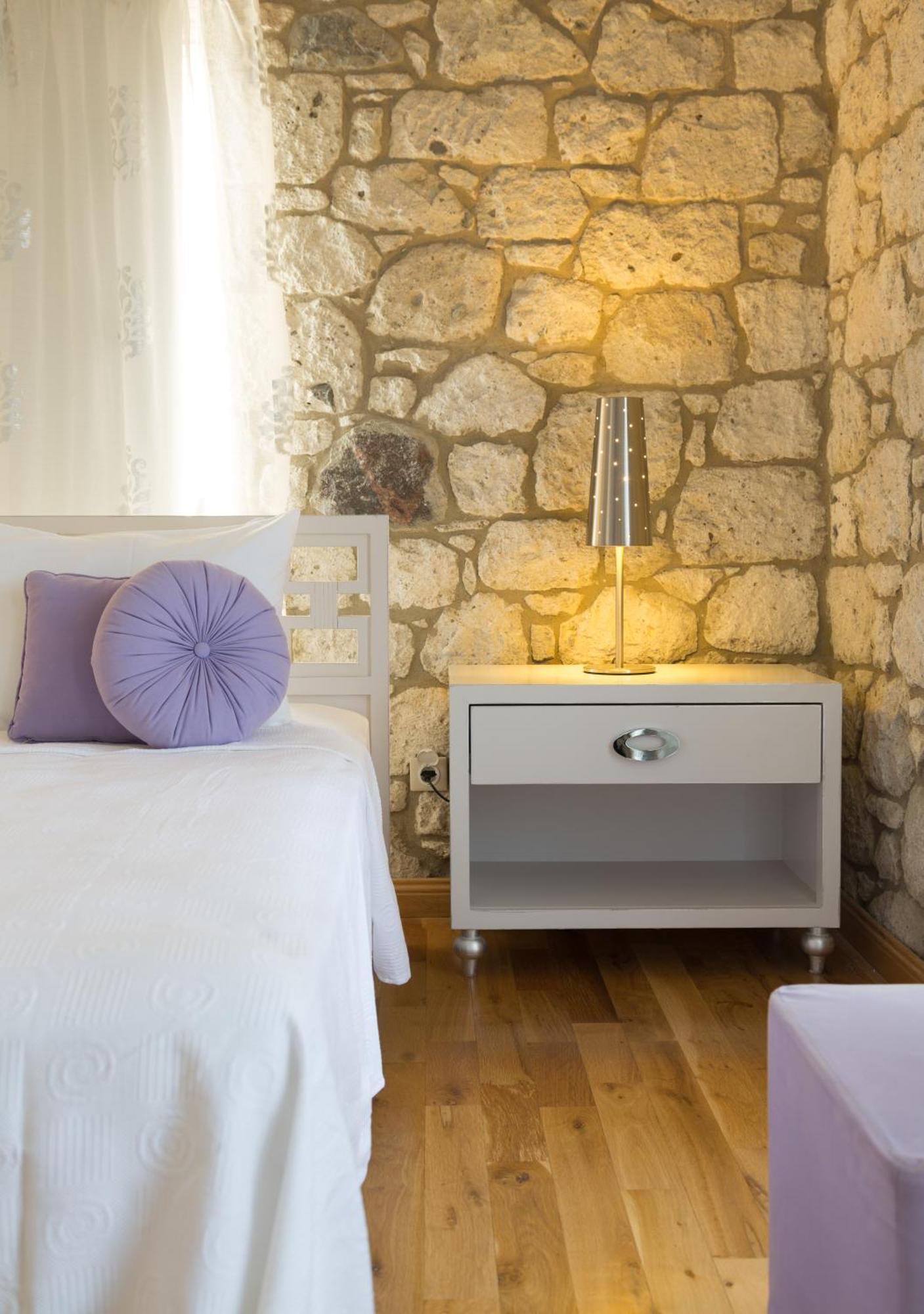 Luce Design Hotel - Special Category Алакати Стая снимка