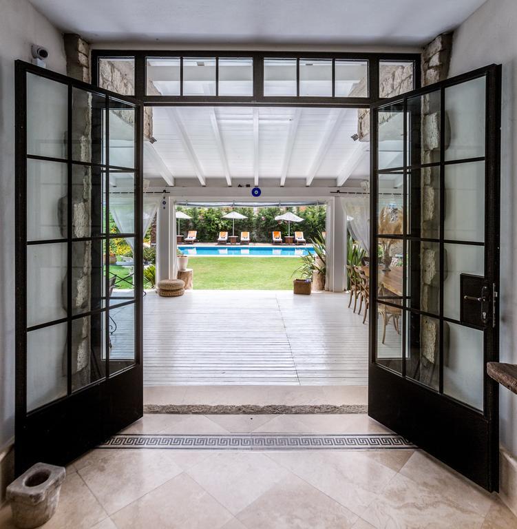 Luce Design Hotel - Special Category Алакати Екстериор снимка